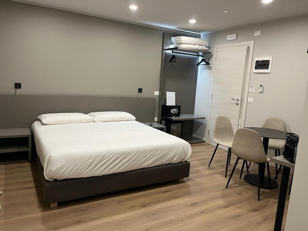 Foiarola Hotel Begliano Eksteriør billede